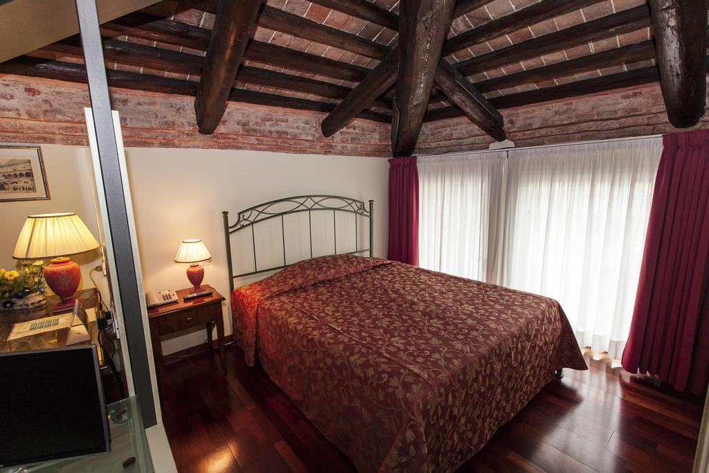 Residence Bertolini Padova Bilik gambar